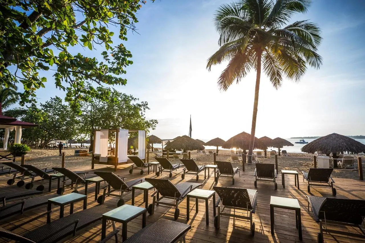 **** Rezort Bluebay Villas Doradas Adults Only Puerto Plata Dominikánská republika